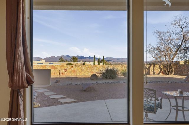 10000 San Marcos Court, Las Cruces, NM 88007