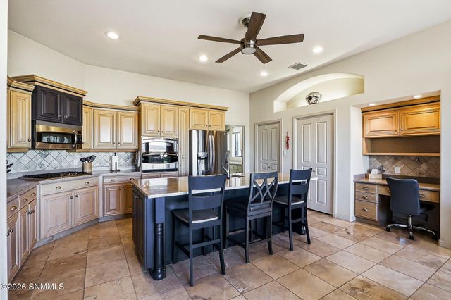 10000 San Marcos Court, Las Cruces, NM 88007