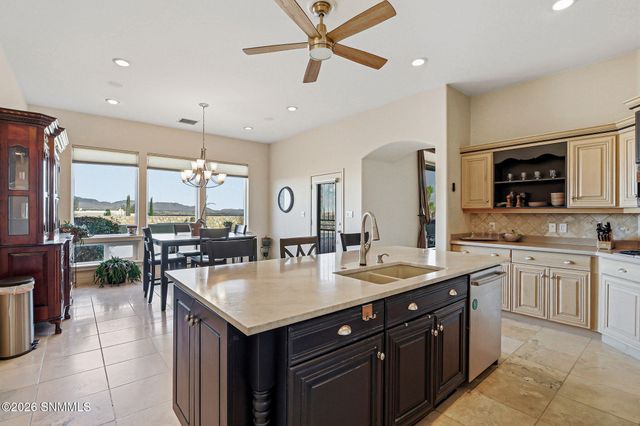 10000 San Marcos Court, Las Cruces, NM 88007