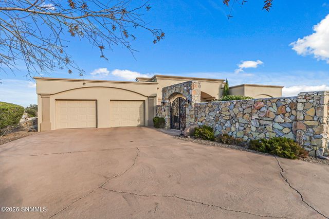 10000 San Marcos Court, Las Cruces, NM 88007