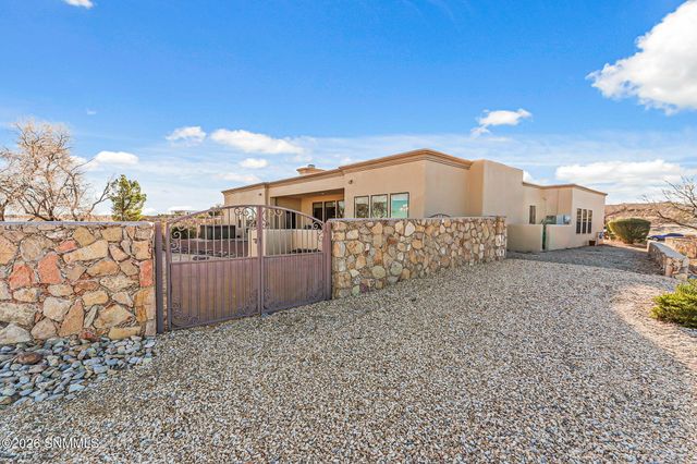 10000 San Marcos Court, Las Cruces, NM 88007