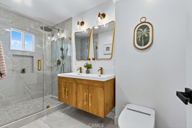 11131 Ticonderoga, Los Alamitos, CA 90720