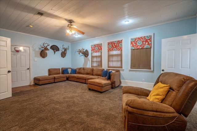 226 Nash Rd, Summertown, TN 38483