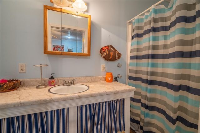 226 Nash Rd, Summertown, TN 38483