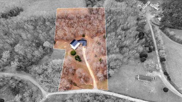 226 Nash Rd, Summertown, TN 38483
