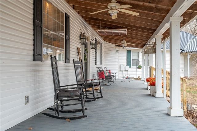 226 Nash Rd, Summertown, TN 38483