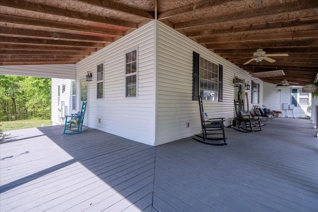 226 Nash Rd, Summertown, TN 38483