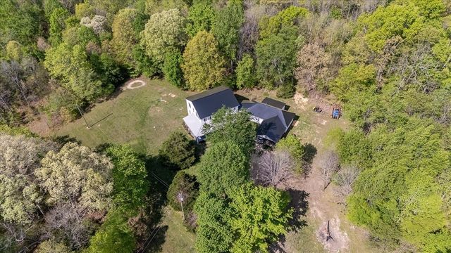 226 Nash Rd, Summertown, TN 38483