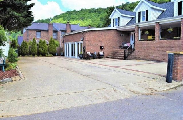 167 Wolford Street, Pikeville, KY 41501