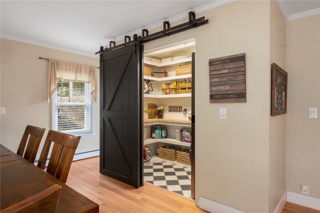 441 Farnum Pike, Smithfield, RI 02917