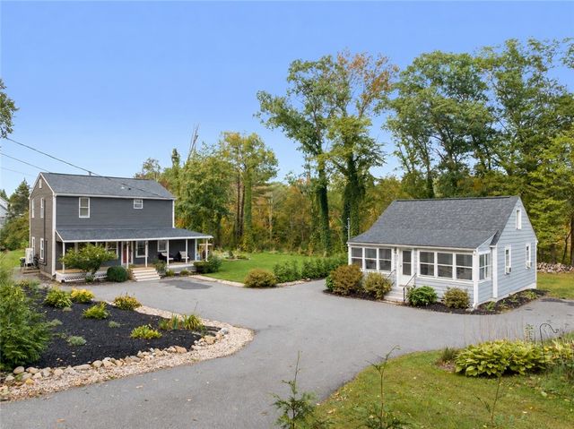 441 Farnum Pike, Smithfield, RI 02917