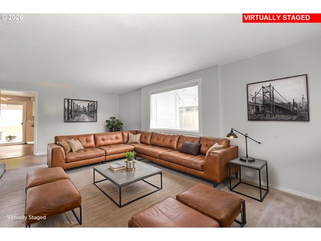 616 N 4TH Ave, Kelso, WA 98626