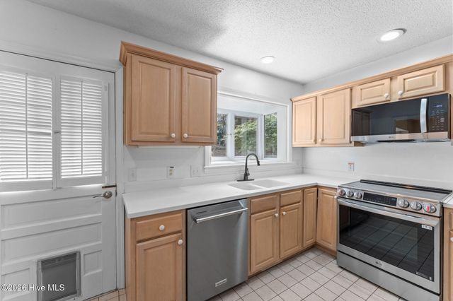 1055 Inverness Road, Southern Pines, NC 28387