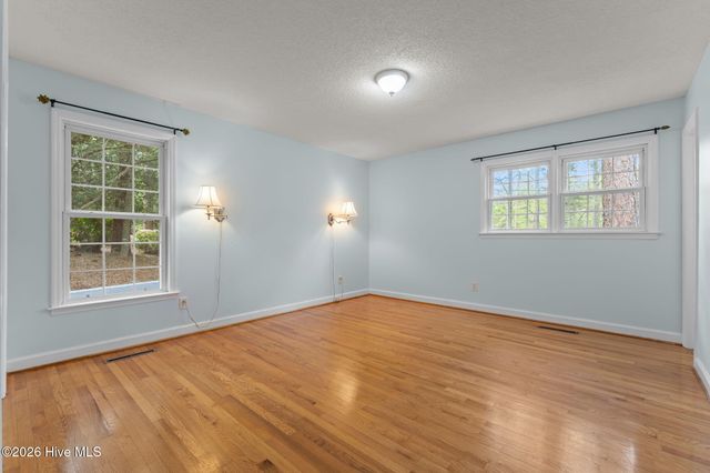 1055 Inverness Road, Southern Pines, NC 28387