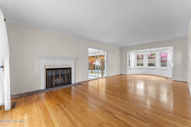 1055 Inverness Road, Southern Pines, NC 28387