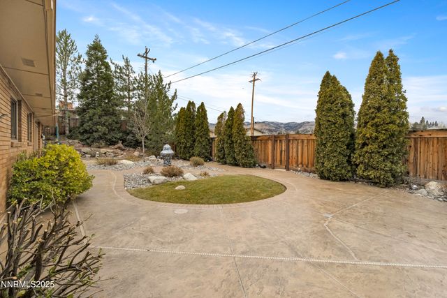 1885 Solari Drive, Reno, NV 89509