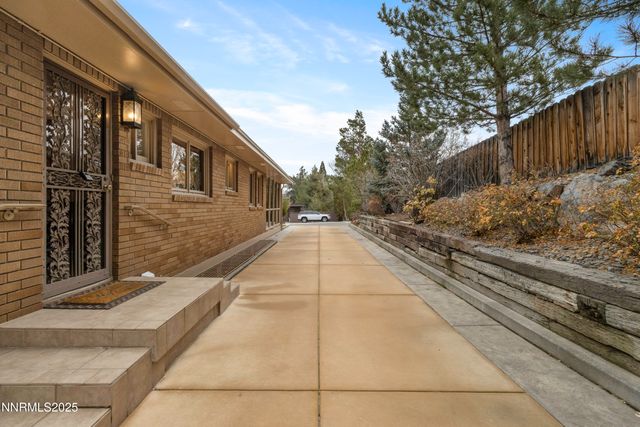 1885 Solari Drive, Reno, NV 89509