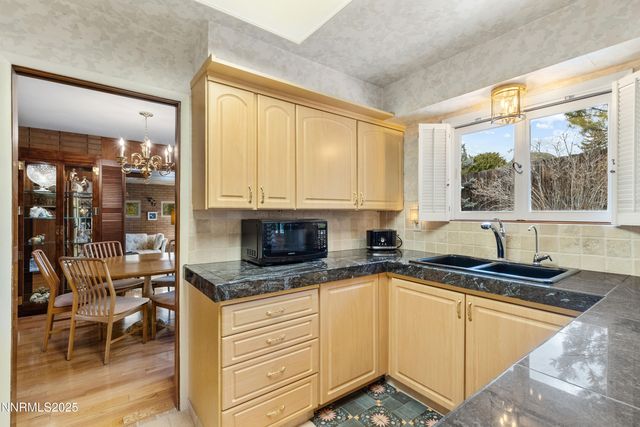 1885 Solari Drive, Reno, NV 89509