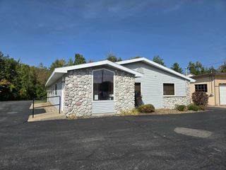 9252 W Lake City Road, Houghton Lake, MI 48629