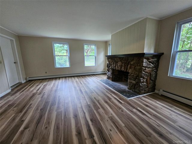 101 Randall Street, Florida, NY 10921