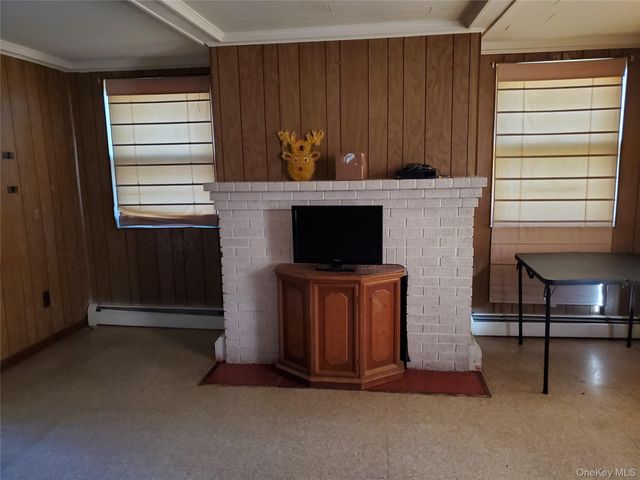 101 Randall Street, Florida, NY 10921