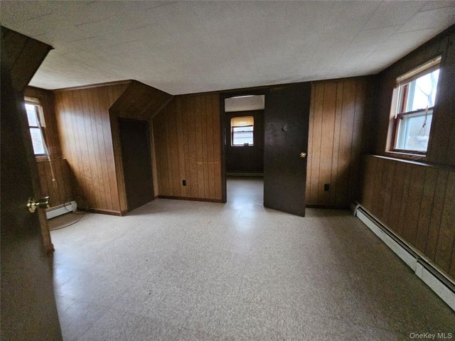 101 Randall Street, Florida, NY 10921