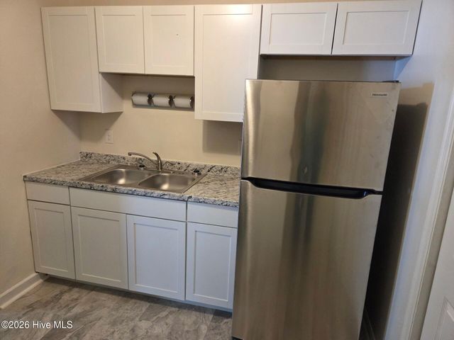 6 Lakewood Court, Jacksonville, NC 28546