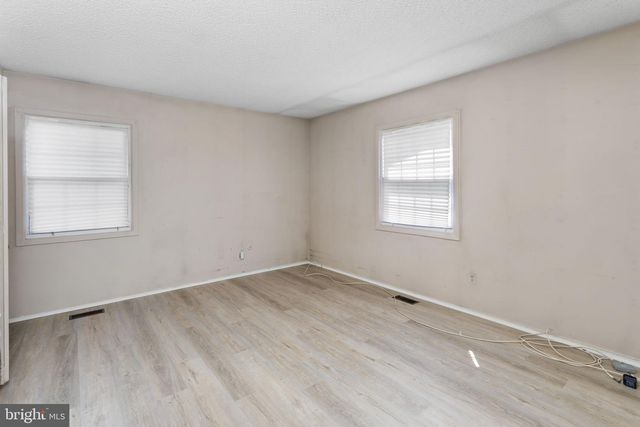22 TORRINGTON LN, Willingboro, NJ 08046