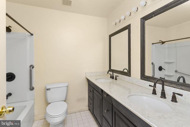 22 TORRINGTON LN, Willingboro, NJ 08046