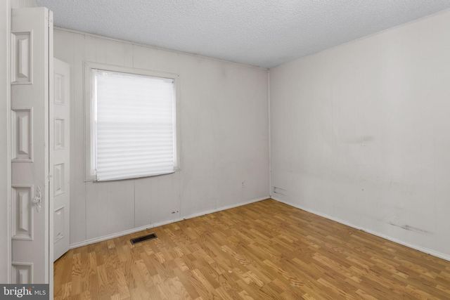 22 TORRINGTON LN, Willingboro, NJ 08046