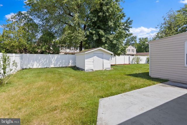 22 TORRINGTON LN, Willingboro, NJ 08046