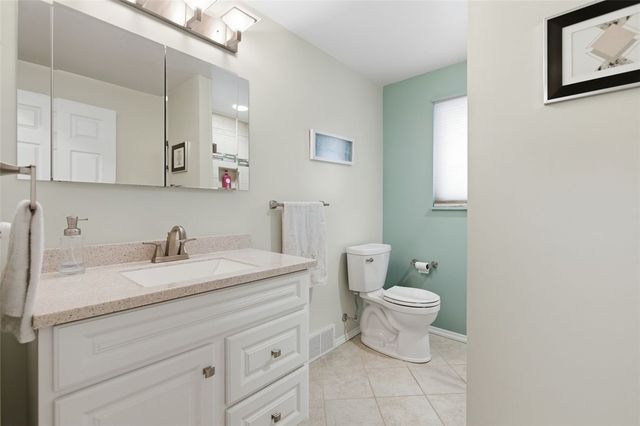 120 Crestview Manor, Carroll Twp, PA 15063