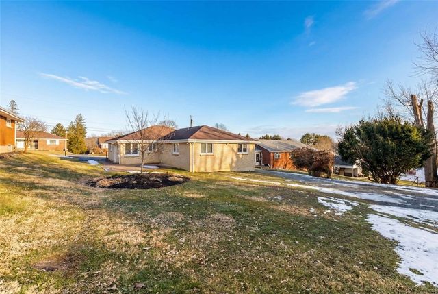 120 Crestview Manor, Carroll Twp, PA 15063