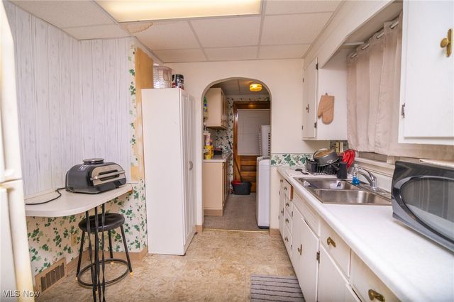 912 & 914 S Zane Highway, Martins Ferry, OH 43935