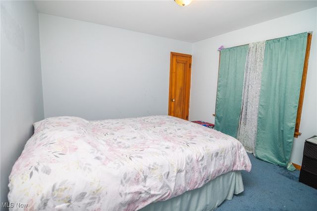 912 & 914 S Zane Highway, Martins Ferry, OH 43935