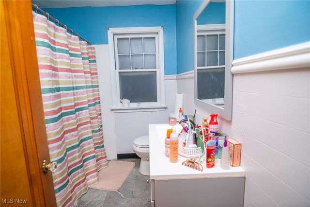 912 & 914 S Zane Highway, Martins Ferry, OH 43935