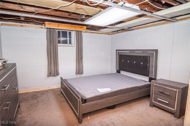 912 & 914 S Zane Highway, Martins Ferry, OH 43935