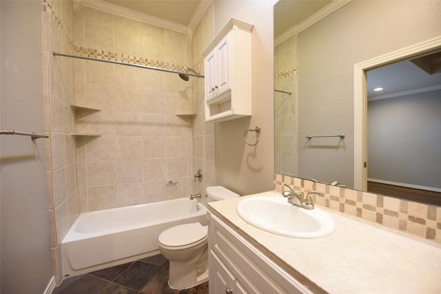 5606 Stanford Avenue, Dallas, TX 75209