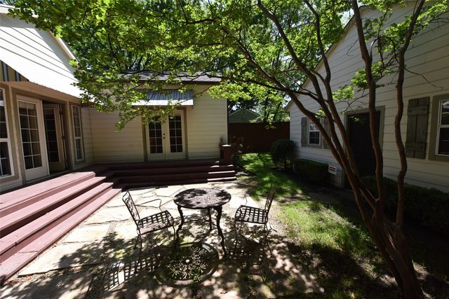 5606 Stanford Avenue, Dallas, TX 75209