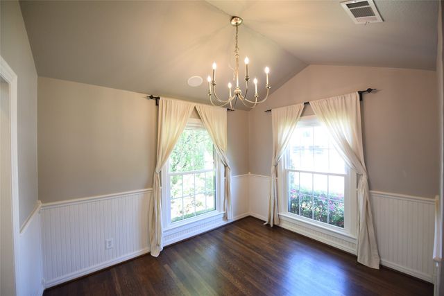 5606 Stanford Avenue, Dallas, TX 75209