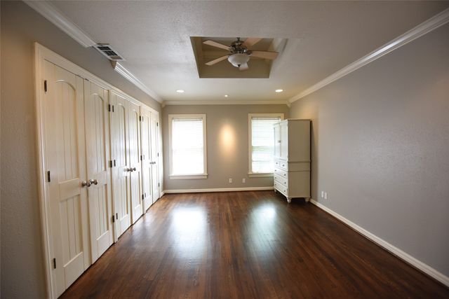 5606 Stanford Avenue, Dallas, TX 75209