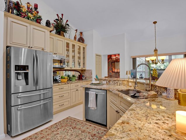 15049 85th Road N, Loxahatchee, FL 33470