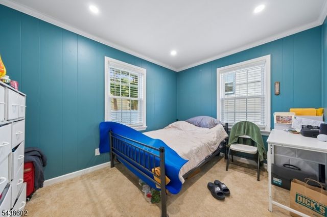 36 Woodside Ave, Hawthorne Boro, NJ 07506