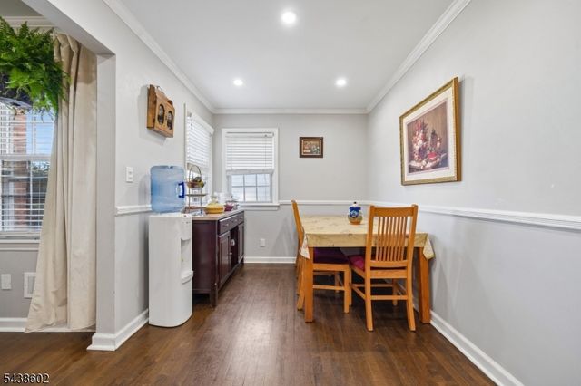 36 Woodside Ave, Hawthorne Boro, NJ 07506
