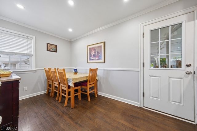 36 Woodside Ave, Hawthorne Boro, NJ 07506