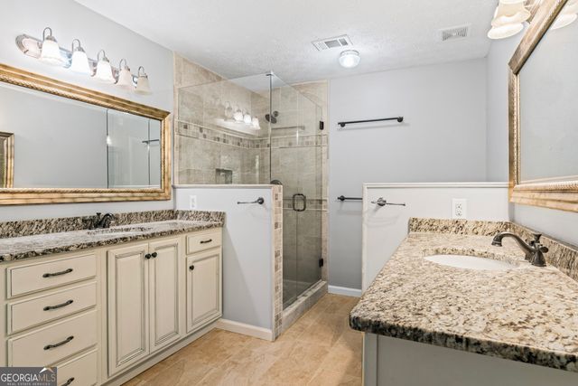266 Williamsburg Circle, Mcdonough, GA 30253