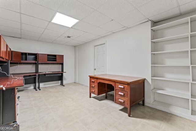 266 Williamsburg Circle, Mcdonough, GA 30253