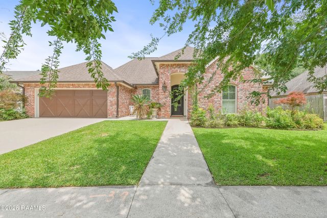 106 Diamond Creek Drive, Broussard, LA 70518