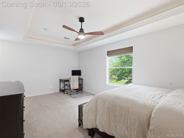 2622 Bembridge Road, Royal Oak, MI 48073