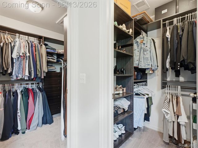 2622 Bembridge Road, Royal Oak, MI 48073